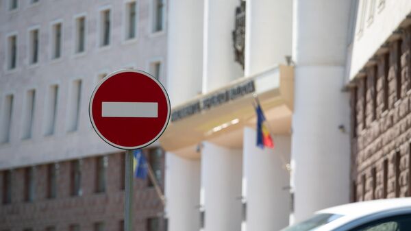 Не сегодня: спикер ответил оппозиции на требование заслушать премьера в парламенте - Sputnik Молдова
