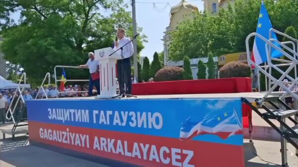Центральная власть искусственно создает из Гагаузии образ врага, заявил вице-спикер Народного собрания Георгий Лейчу - Sputnik Молдова